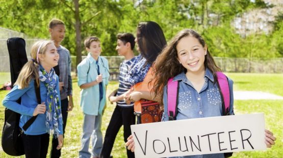 benefits-of-volunteering-1024x683