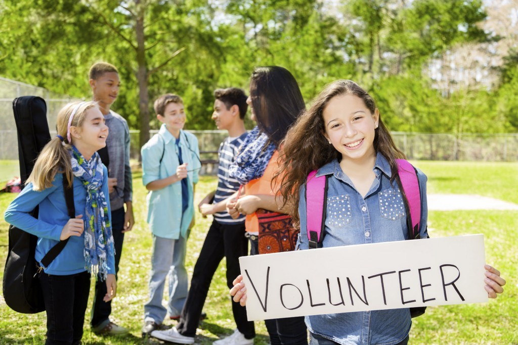 benefits-of-volunteering-1024x683
